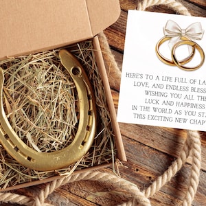 Fer à cheval de mariage unique avec fer à cheval porte-bonheur gravé et carte-cadeau personnalisée souvenir de mariage pour jeunes mariés porte-bonheur pour le grand jour