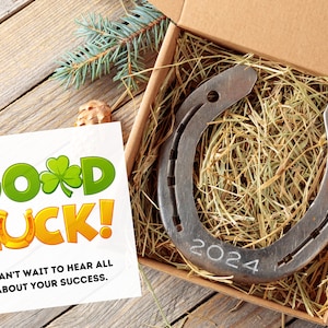 Pudełko prezentowe GOOD LUCK - prezent na szczęście w postaci podkowy, amulet na szczęście, prawdziwa używana podkowa, niezwykły pomysł na prezent, pamiątka, wystrój domu w stylu zachodnim dla przyjaciela