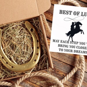 Regalo de vaquero para él: herradura de la suerte con tarjeta de temática del oeste. Regalo de ánimo y mucha suerte. Recuerdo rústico inspirador. Decoración del oeste.