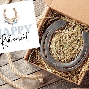 Glücklicher Ruhestand Hufeisen Geschenkbox für Kollegen, Geschenkideen zum Ruhestand, personalisiertes individuell graviertes Hufeisen, Abschiedsgeschenk