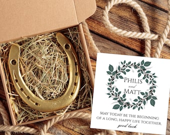 Personalized Wedding Horseshoe Gift: Lucky Newlywed Decor