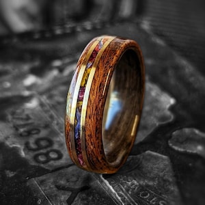 Santos Rosewood Wedding Ring: Brass Inlay, Cornflower & Bog Oak Liner