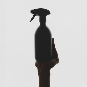Black Glass Spray Bottle: Recycled Eco-Friendly Plant Mister