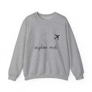 Sudadera con estampado de avión / sudadera con cuello redondo y gráfico de avión de viaje imagen 2