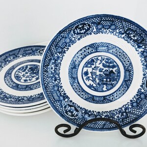 Blue and white willow blue willow style chinoiserie plate dish