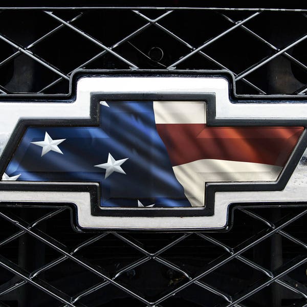 American Flag | Patriotic Auto Emblem Skin | Vinyl Emblem Overlay | Mossy Oak Graphics