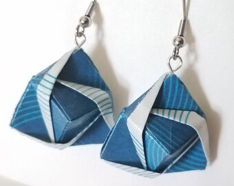 Origami earrings, trifoil