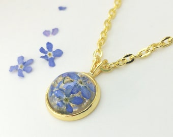 Pendant "forget-me-not" unique, expressive resin jewelry gold necklace