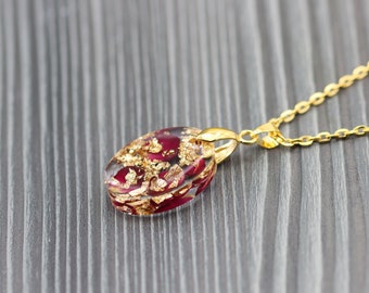 rose flower pressed and dried in genuine gold leave resin Pendant oval