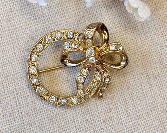 Vintage Crystal Brooch, Vintage Gold Brooch, Crystal Brooch, Crystal Bow Brooch, Mid Century brooch, Vintage Pin, Czech Crystal Brooch