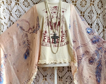 Poncho Bohème Hippie Gypsy en tissus vintage recyclés, T-shirt oversize "Alice aux pays des merveilles", Tenue de Festival et de concert.