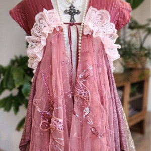 Bohemian tulle kimono embroidered with sequins and glitter, recycled vintage upholstery fabric and lace, Stevie Nicks style, Festival vest.