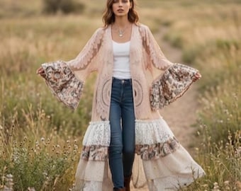 Bohemian kimono in recycled vintage lace and old cotton, Bell sleeves duster kimono, Stevie Nicks style, Hippie Gypsy festival clothing.