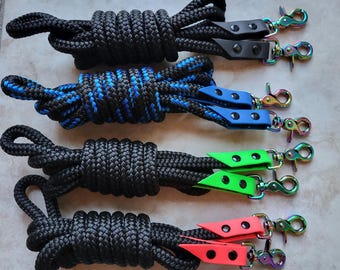 Rênes Cuir Synthétique Neuves Rênes De Corde En BioThane Personnalisées Berlin Custom Leather - Bleu Royal - Neuf Réf. BLBE508RB Rênes équitation Bleu Marine Rênes Cuir Synthétique Neuves Rênes De Corde En BioThane Personnalisées Berlin Custom Leather - Bleu Royal - Neuf Réf. BLBE508RB Rênes équitation Bleu Marine