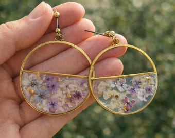 Pendientes de resina hechos a mano con flores naturales, aros de latón, regalo de joyería