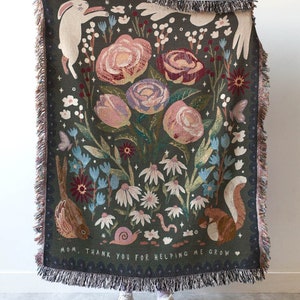 Woven blanket, Gift for Mom, Flowers and Animal design