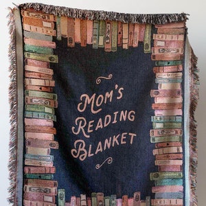 Book Lover's Blanket: Cozy Custom Gift, Mom Dad, Teacher Grandma Auntie Present, Unique Woven for Library, Reading Romance Mystery Fiction,