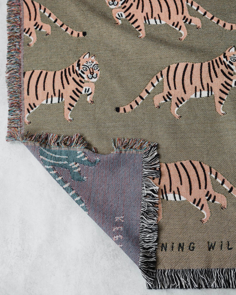 Frankie Print Co Throw Blanket - Thumbnail 2