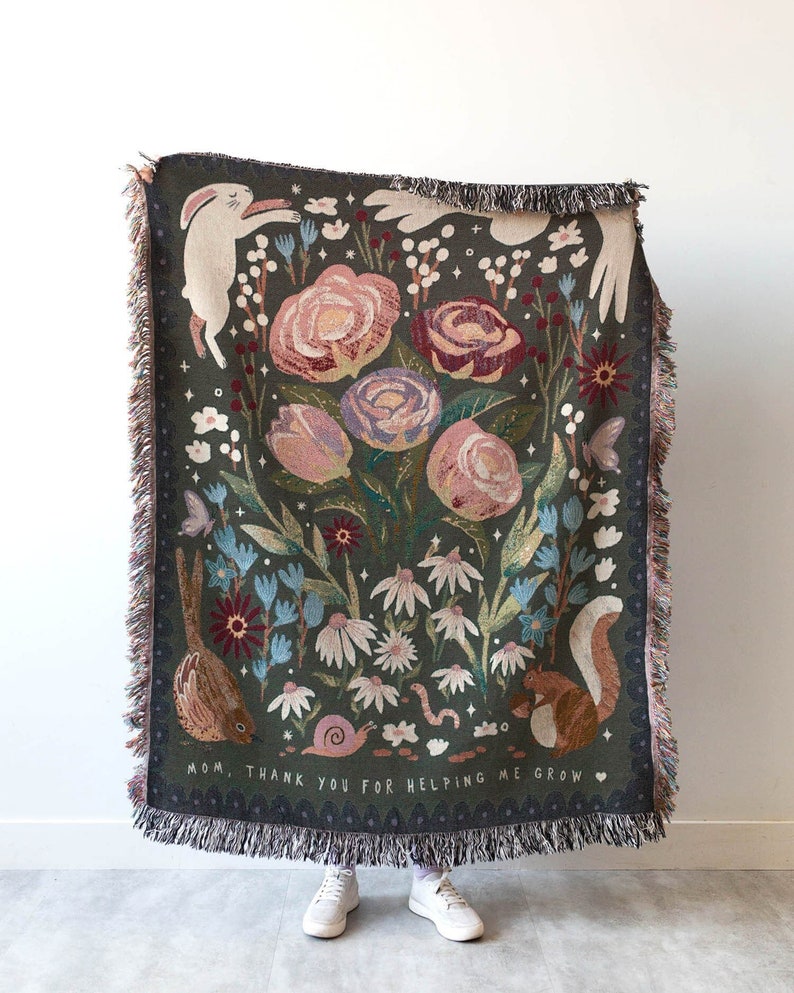 Woven blanket, Gift for Mom, Flowers and Animal design