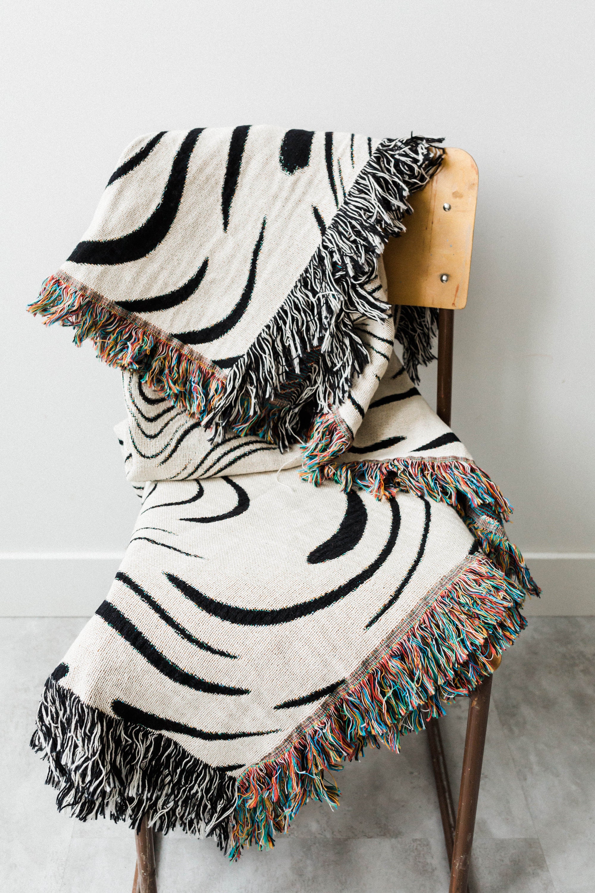 imperf ブランケットMarble Woven Throw Blanket Marble Throw Blanket: Black & off White Woven 100% Cotton Throw