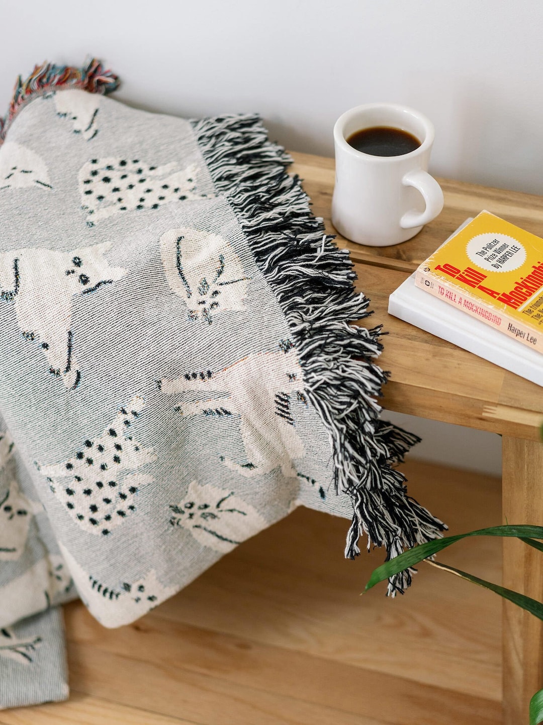 Playful Yarn Cats Quilted Blanket NCU0TH1426