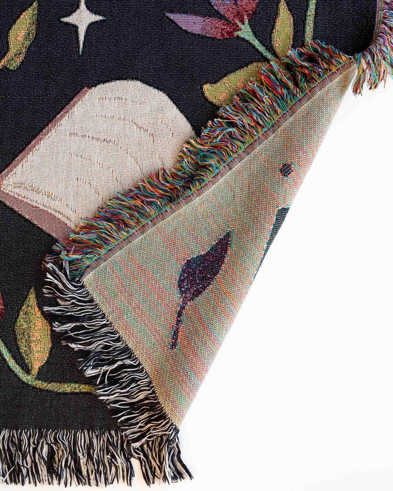Books & Blooms Blanket - Thumbnail 2