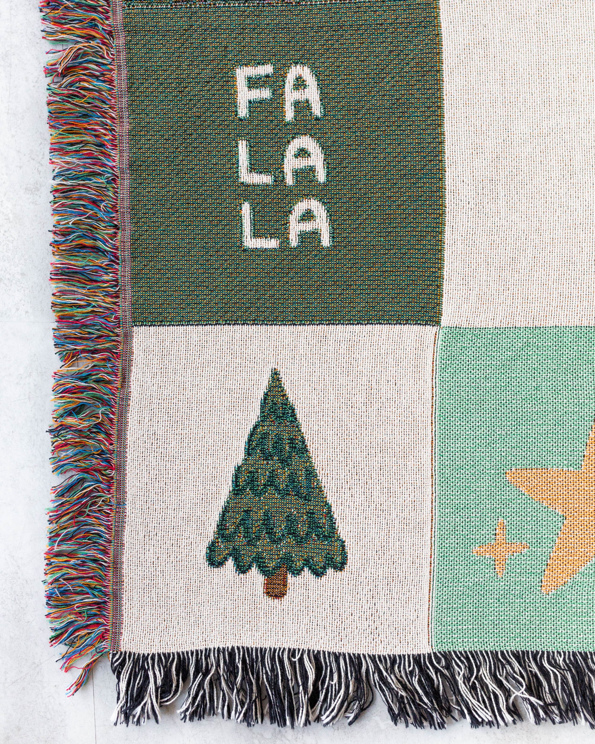 Christmas Blanket: Granny Square Patchwork Quilt Style, Cute Gingerbread Woven Throw, Winter Decoration, Pink & Green, Santa Hat Tree, Plaid