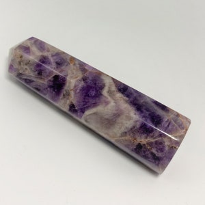 美しいアメジストタワー - 6面 - 3.7インチ - 手彫り