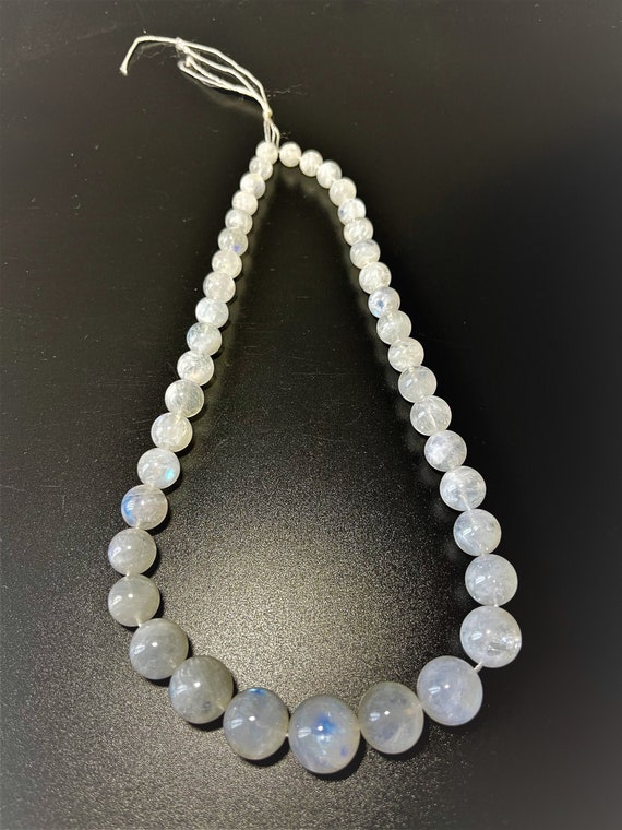 Rainbow Moonstone With Gorgeous Blue Sheen Graduated 18 Inches