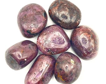 Schöne geschliffene Trommelsteine