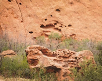Boulder with Red Rock Digital Backdrop/Digital Background/Overlay