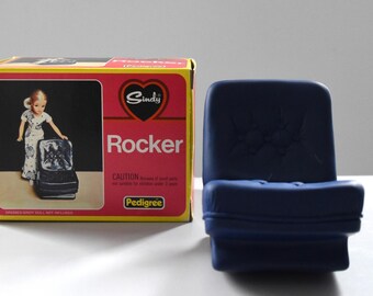 ヴィンテージ シンディ ペディグリー ドレッシング テーブルとスツール