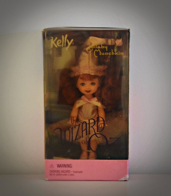 Vintage Kelly as Lullaby Munchkin / Wizard of Oz / #25818 / 1999 / Mattel / NRFB / Made in China