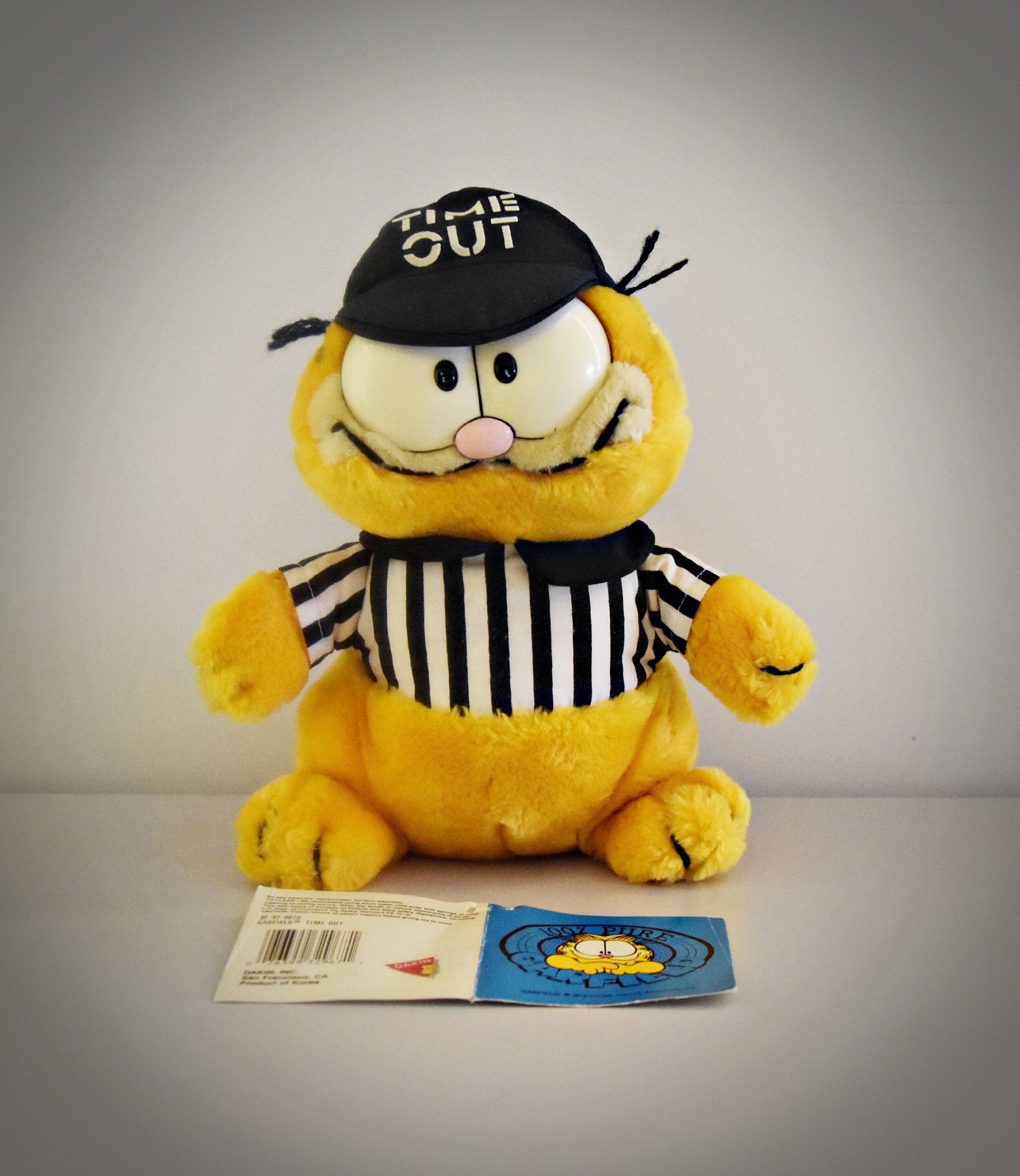 classic garfield plush