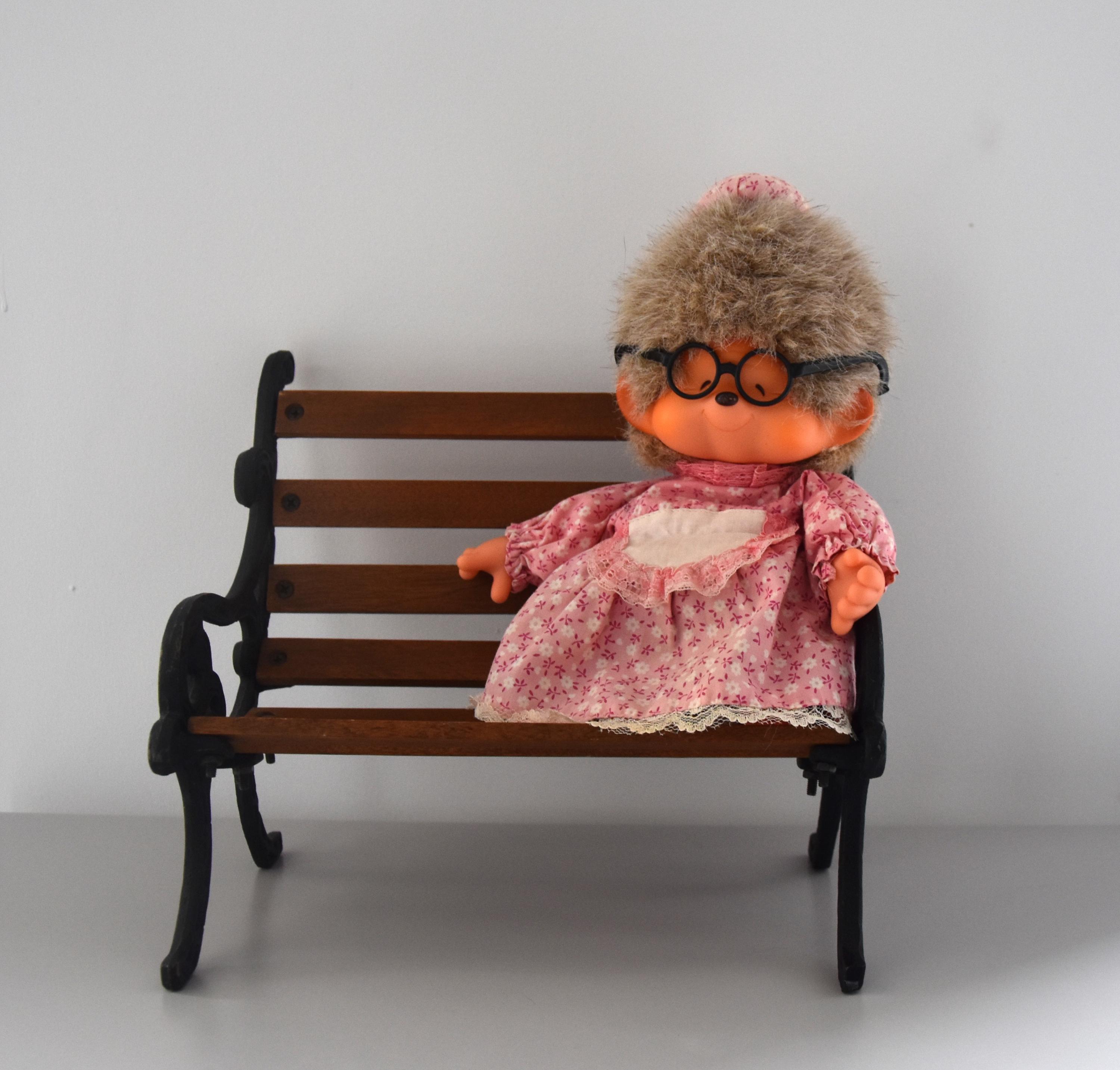 Very beautiful vintage Grandma Monchhichi ± 23 cm / Sekiguchi / Japan / Monchhichi fashion / 1974