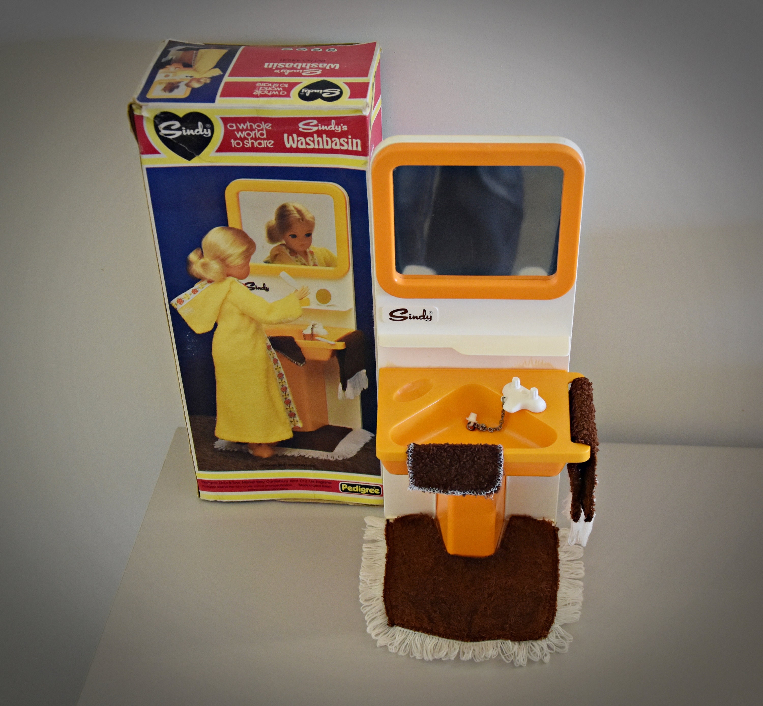 sindy doll furniture collectors