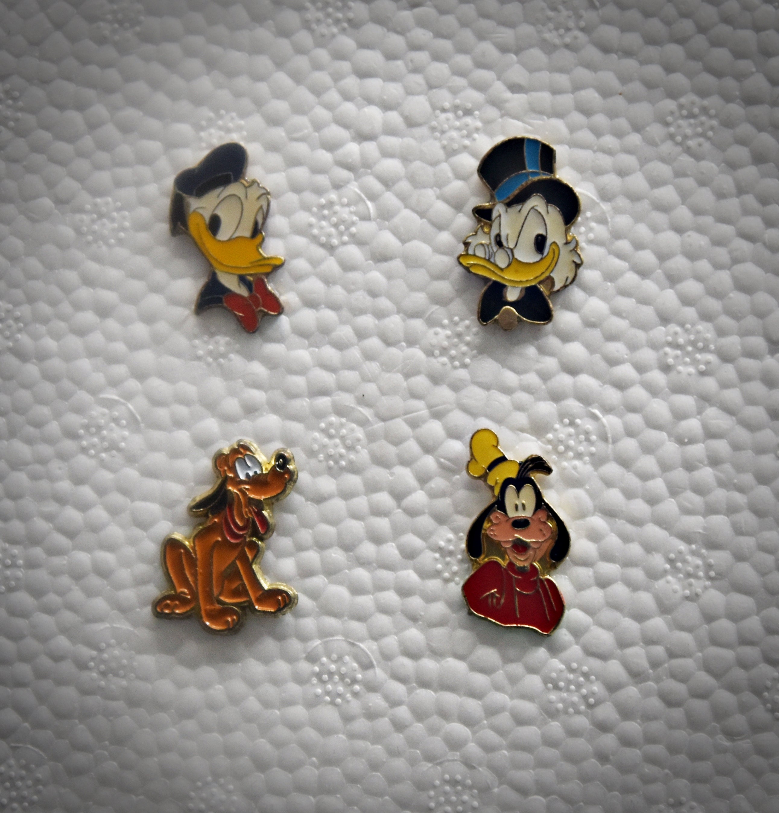 Iron on patches - MICKEY & FRIENDS DONALD DUCK Disney - blue - 6,5x5,8cm  - Application Embroided badges