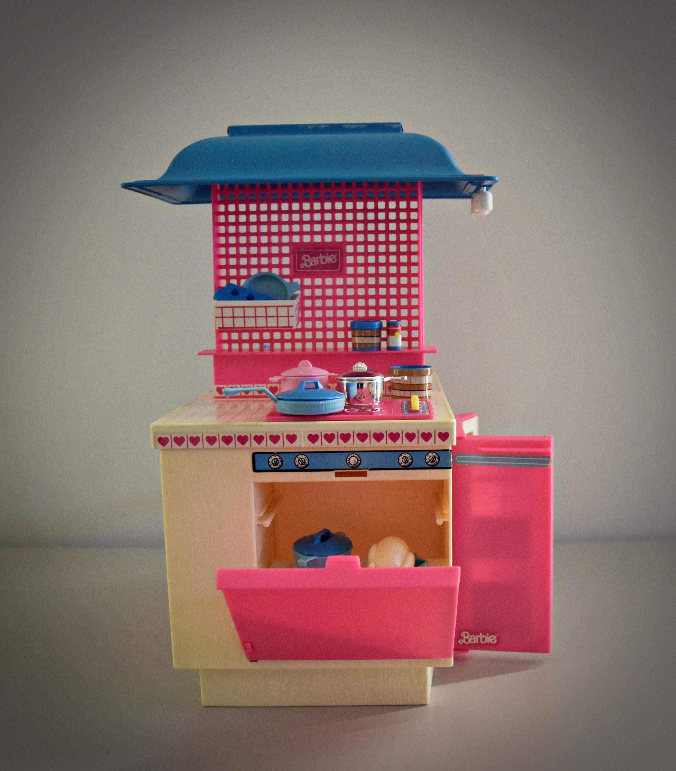 mattel barbie kitchen