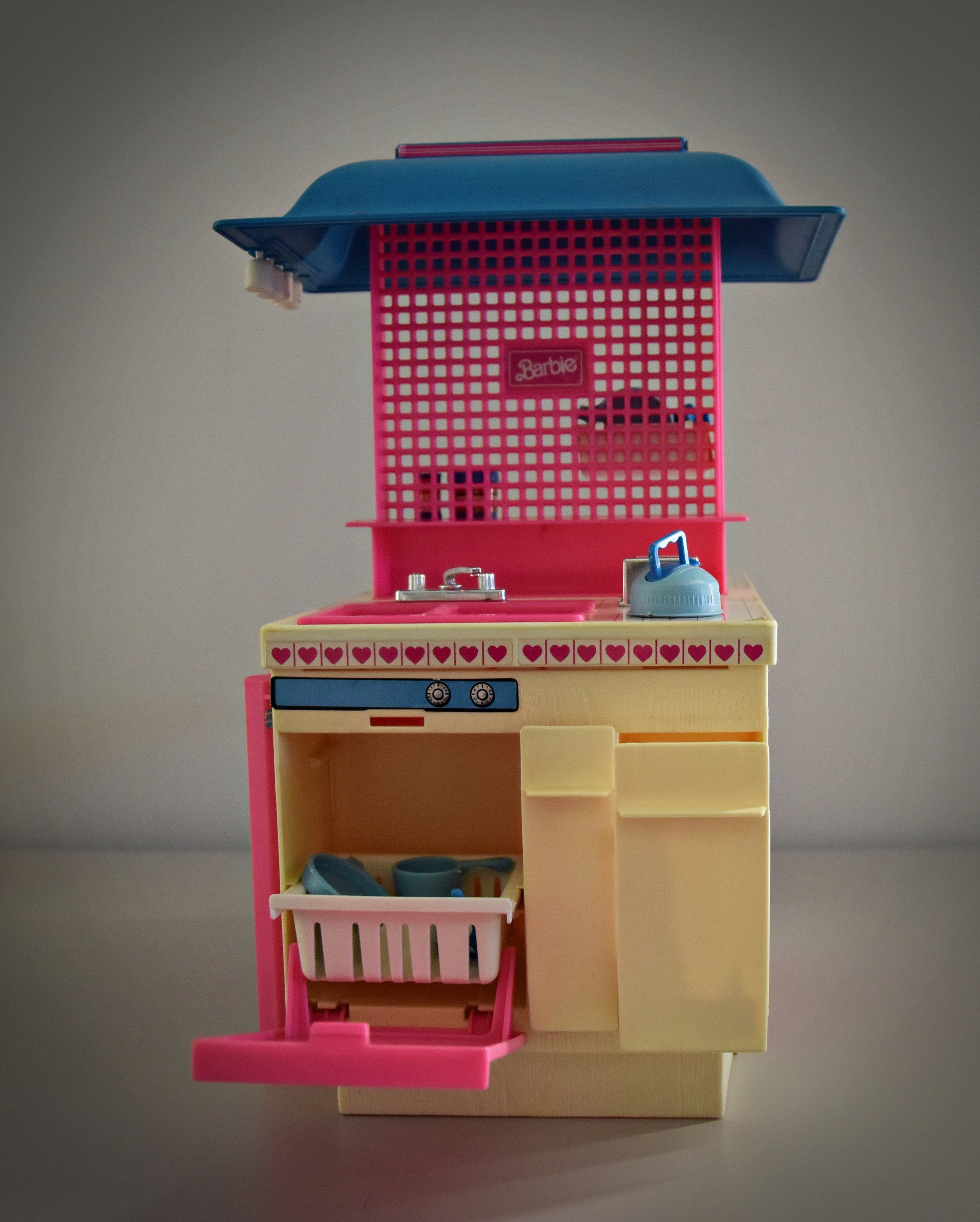 mattel barbie kitchen