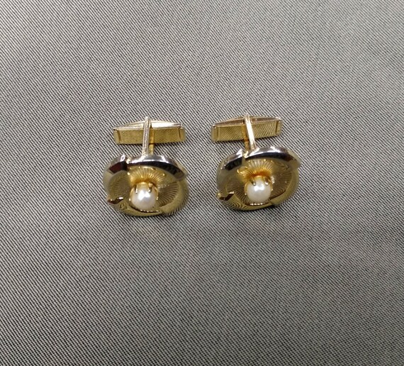 Vintage Cultured Pearl Cuff Links - image 2