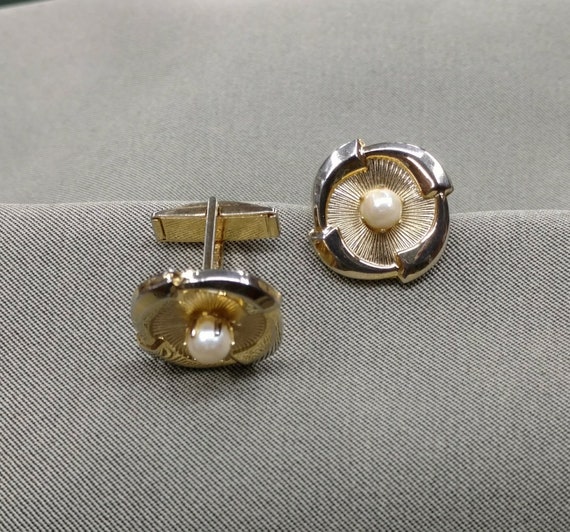 Vintage Cultured Pearl Cuff Links - image 3
