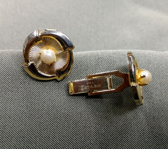 Vintage Cultured Pearl Cuff Links - image 4