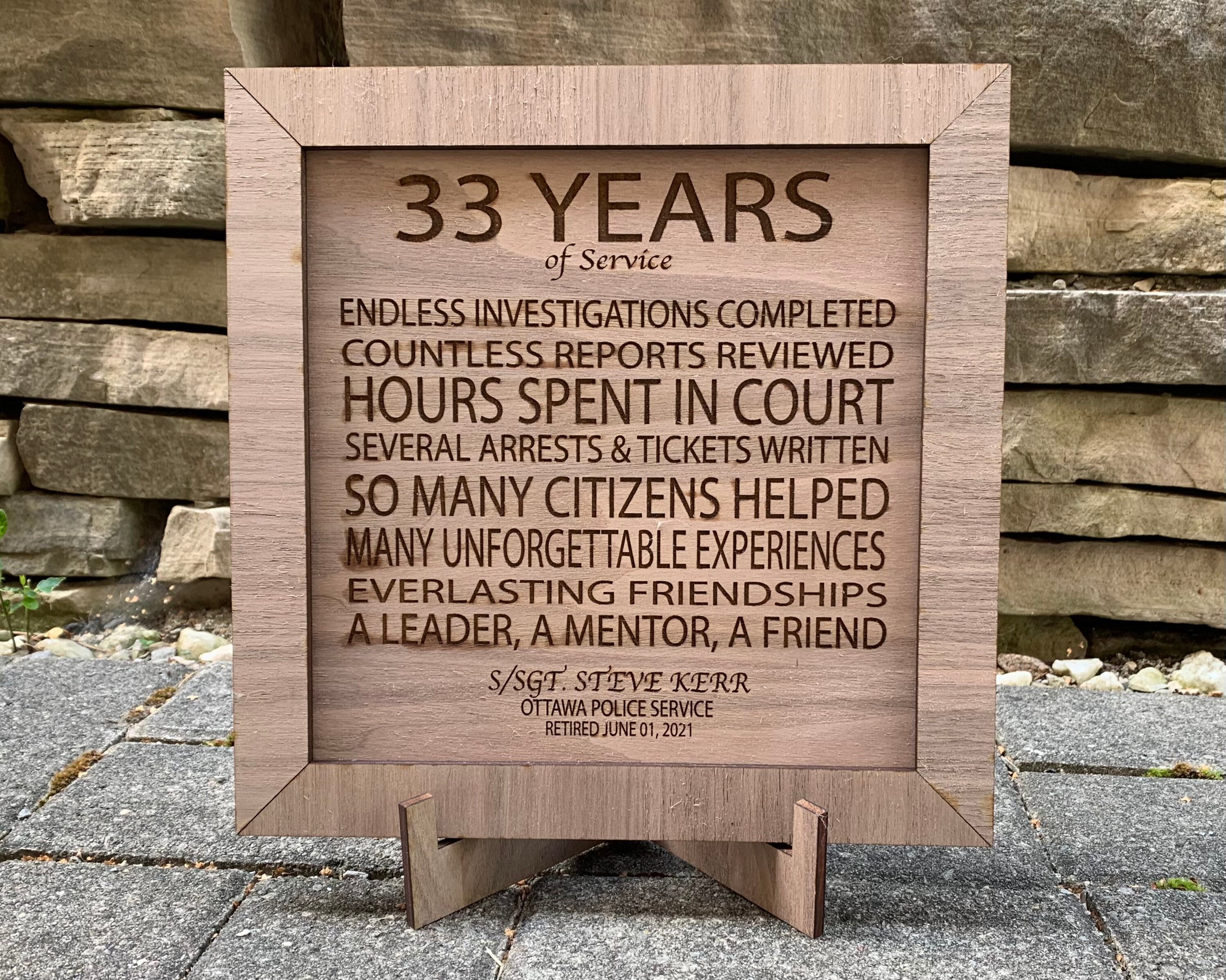 Custom Retirement Gift - Desk Frame With Inspiring Words and Display ...