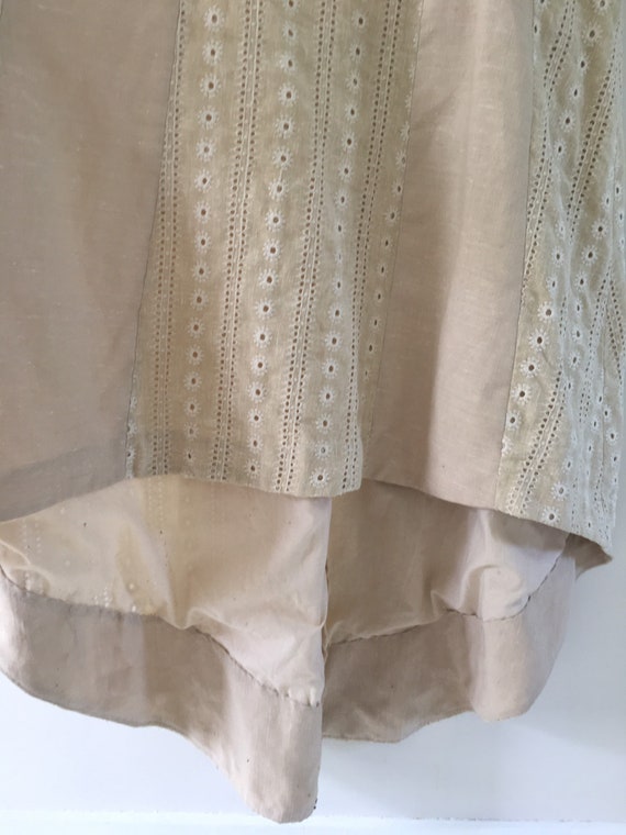 handmade 1970’s ecru cotton eyelet wedding dress - image 7