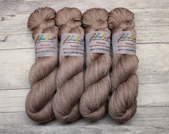 BALANCE Natura pura, Merino extrafine/Tencel, 400 m/100g tinto a mano, diteggiatura "Tanbark"