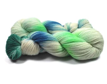 Trekking 4ply sock yarn 75/25 hand dyed 420 m/100g fingering No. 125