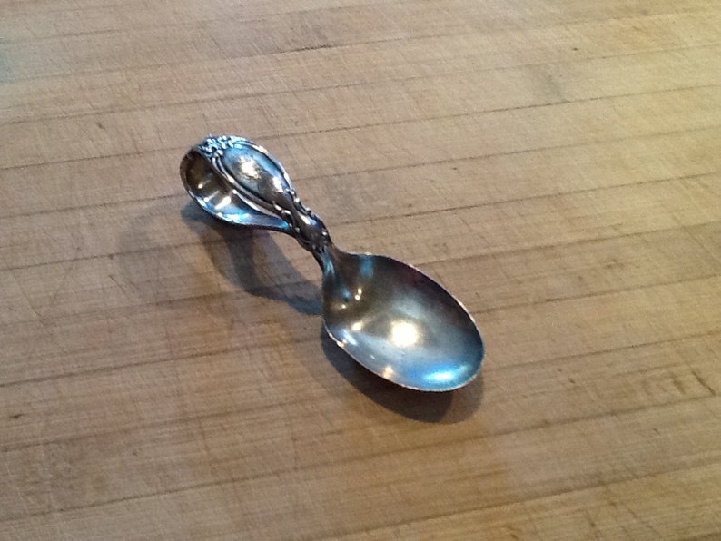 curved handle baby spoon