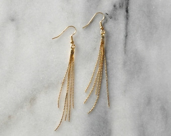 Gold Tassel Earrings, Gold Chain Tassel, Long Tassel Earrings, Minimalist Chain Earrings, Delicate Earrings, Gold Earrings, Tassle Earrings