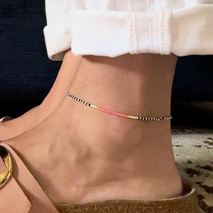 Dainty Anklet, Tiny Beaded Anklet, Seed Bead Anklet, Beaded Anklet, Bead Ankle Bracelet, Colorful Minimal Ankle Bracelet, Delicate Anklet