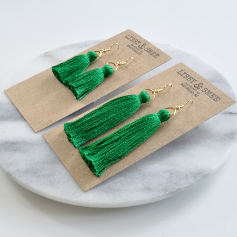 Emerald Green Tassel Earrings, Mini Tassel Earrings, Kelly Green Earrings, Irish St Patricks Day Earrings, Tassle Earrings, Long Tassel MINI